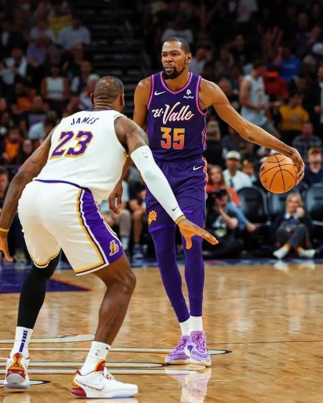 体育赛事直播-NBA传奇对决，詹杜终章即将上演